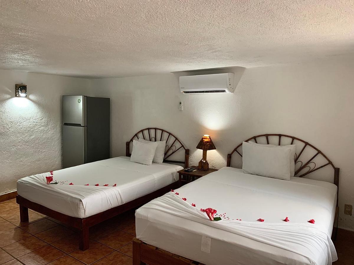 Villas El Morro Zihuatanejo Exterior photo