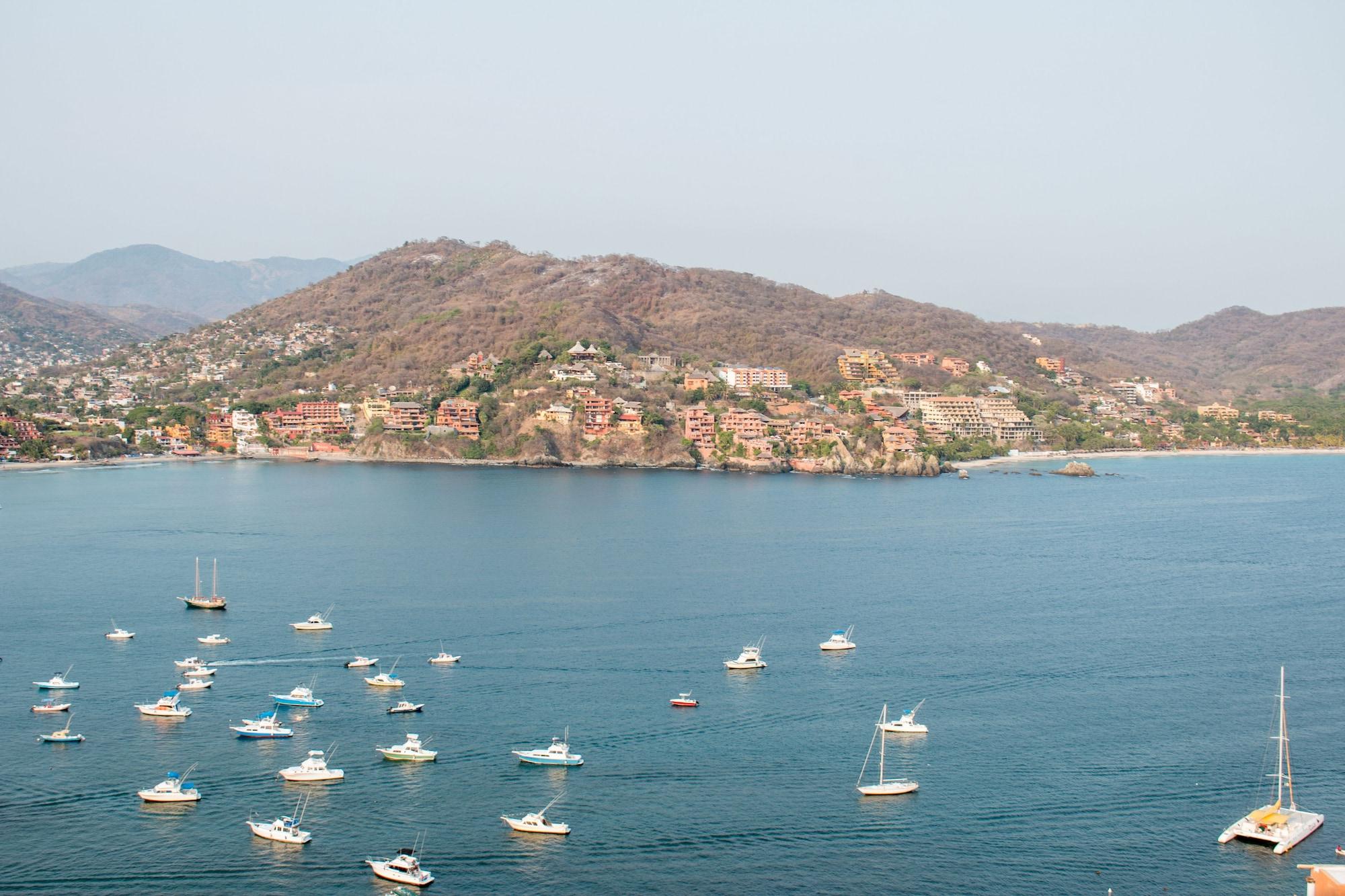 Villas El Morro Zihuatanejo Exterior photo