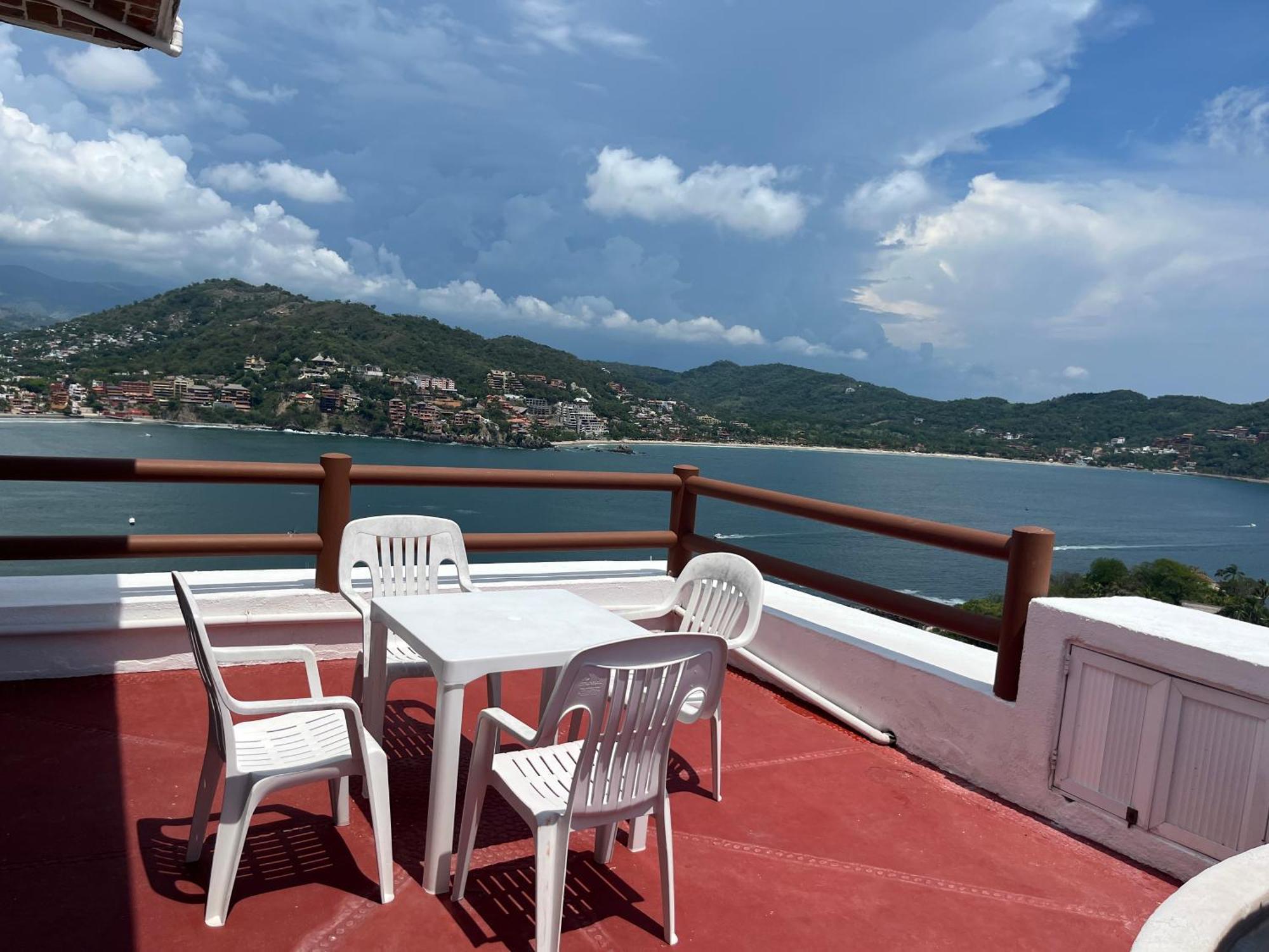 Villas El Morro Zihuatanejo Exterior photo