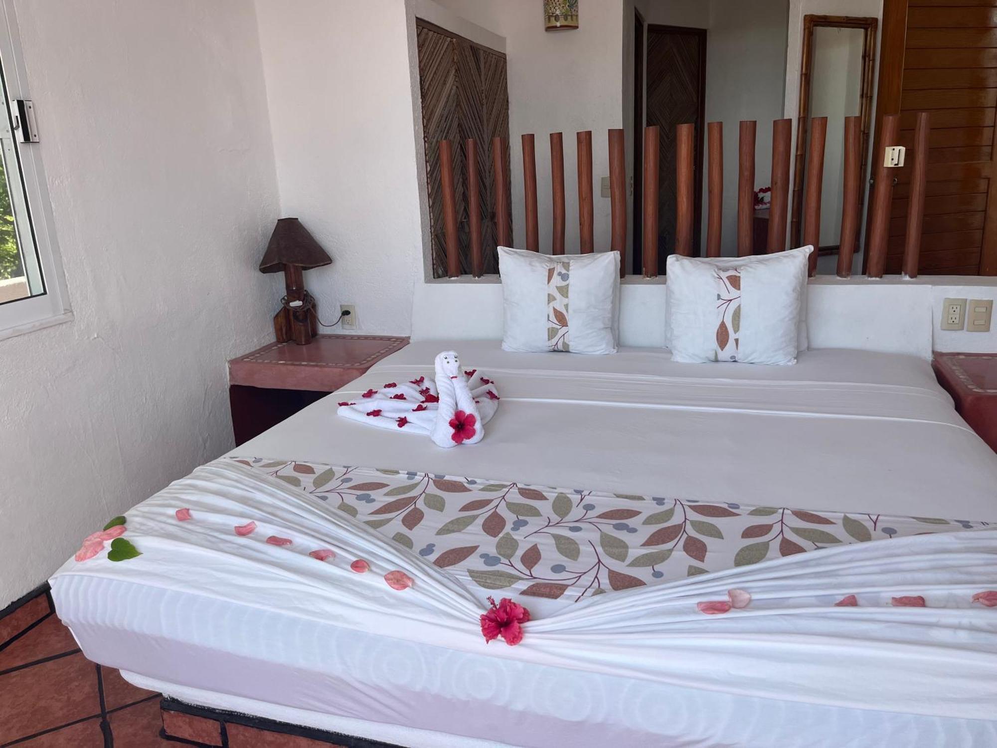 Villas El Morro Zihuatanejo Exterior photo