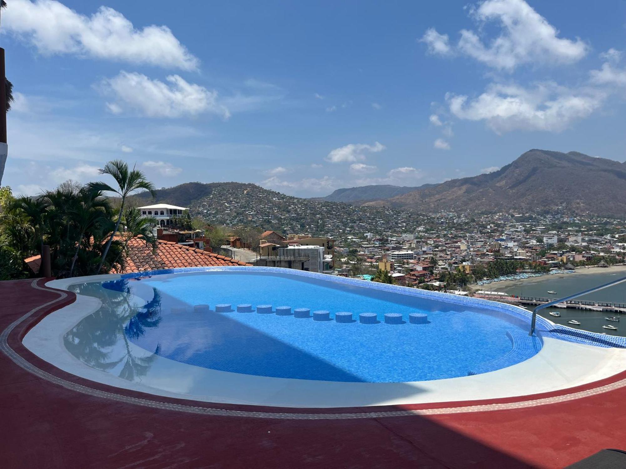Villas El Morro Zihuatanejo Exterior photo