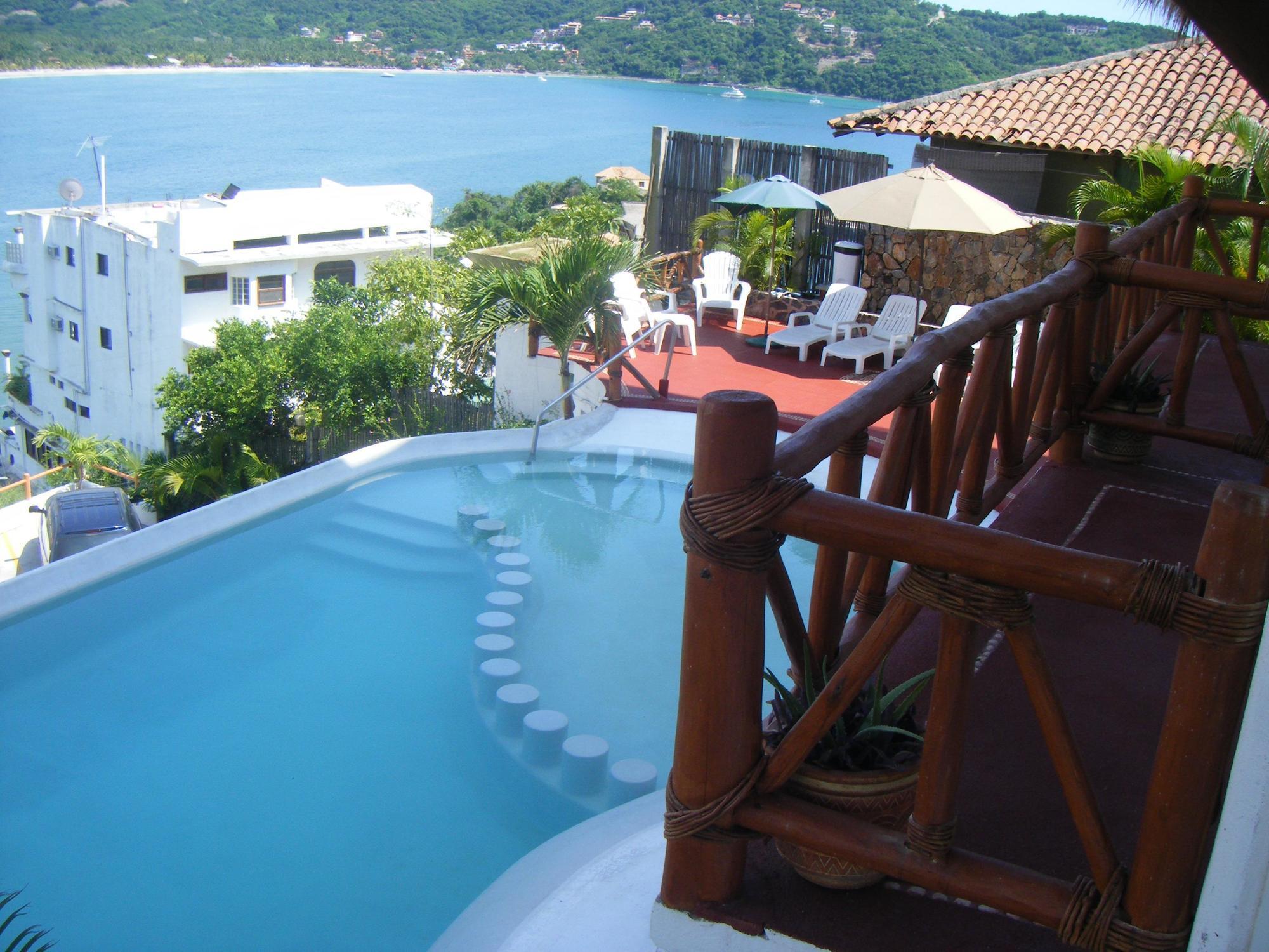 Villas El Morro Zihuatanejo Exterior photo